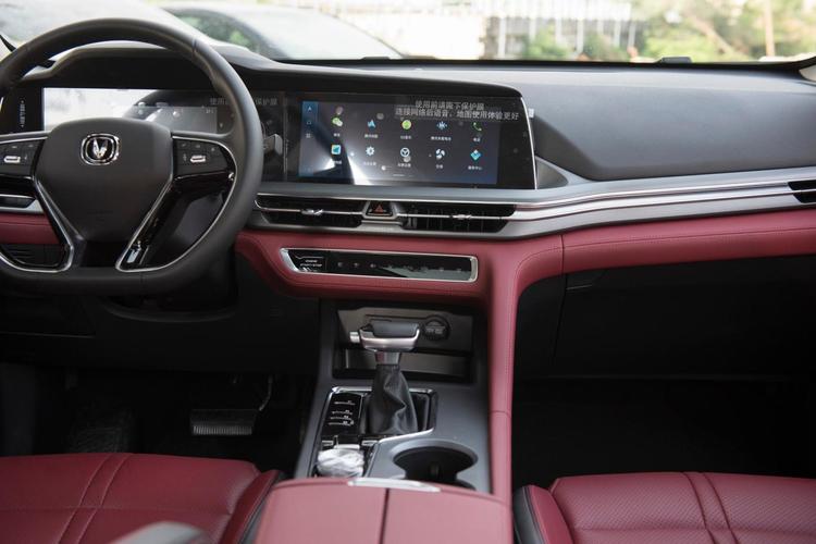 长安cs75plus内饰,长安cs75plus内饰视频