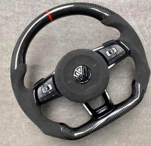 方向盘带r的车图片大全／方向盘带r字母