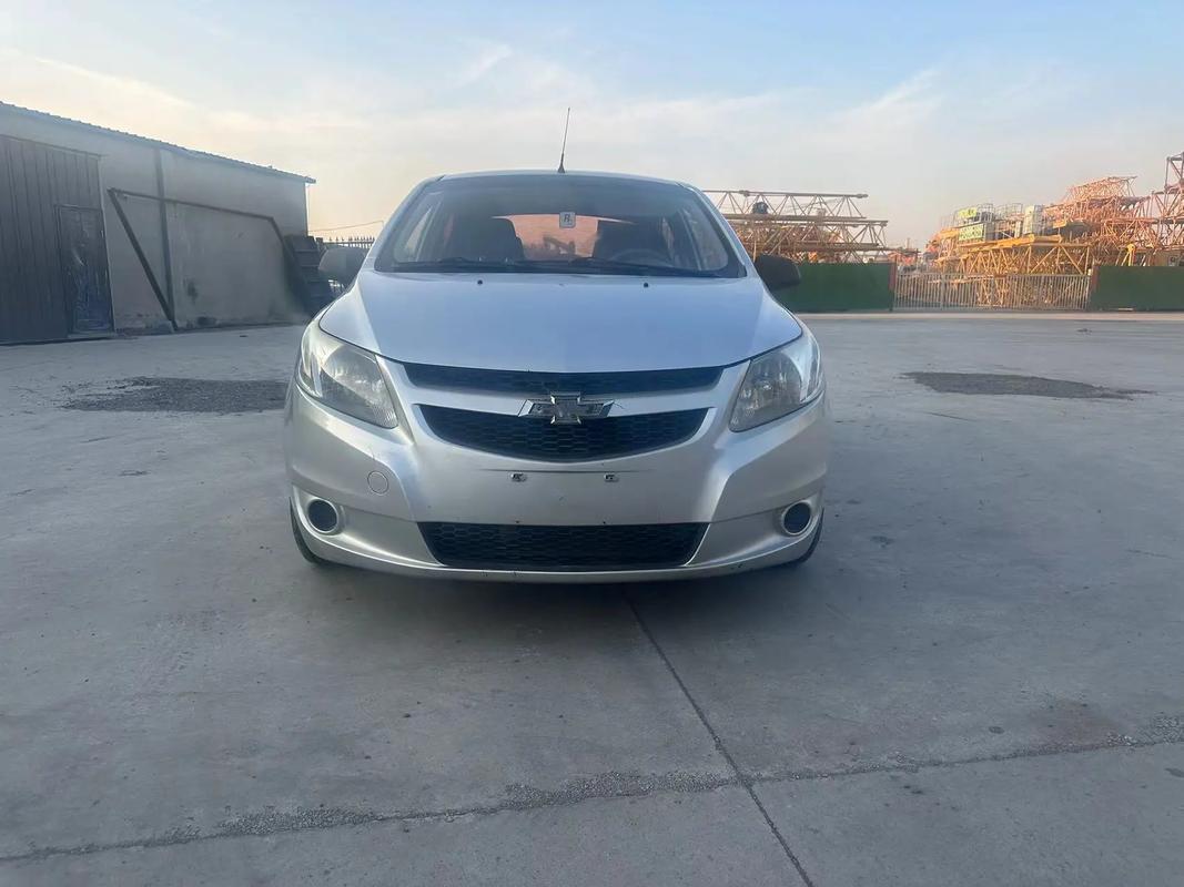 新赛欧两厢报价 新款赛欧图片