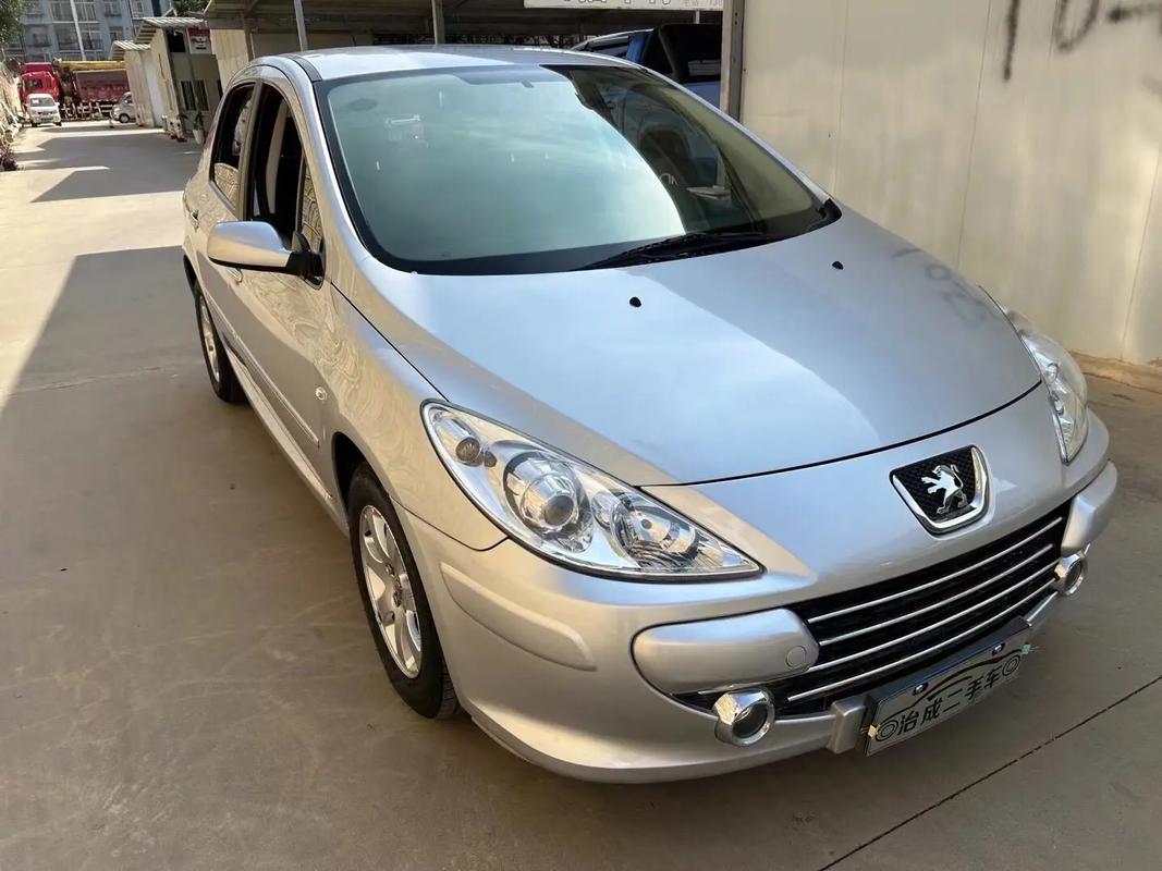 标致307两厢车身尺寸(标致307二厢车身尺寸)