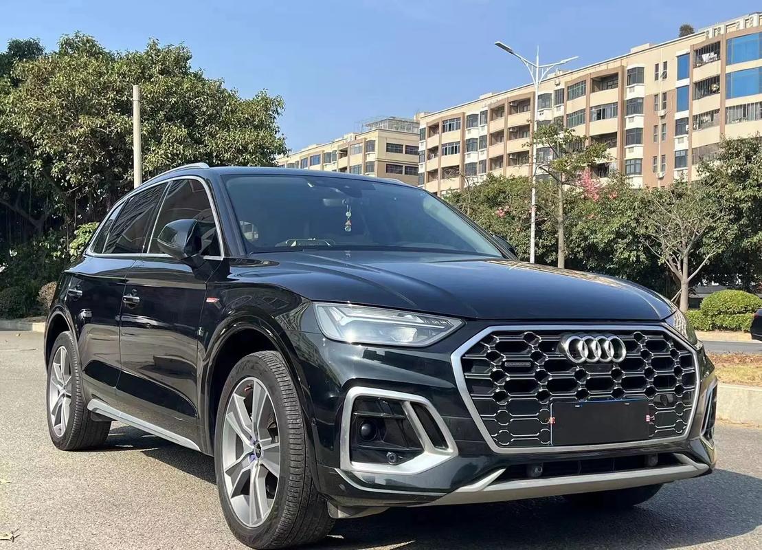 奥迪q5价格及图片2021款 奥迪q5价及图片2020款