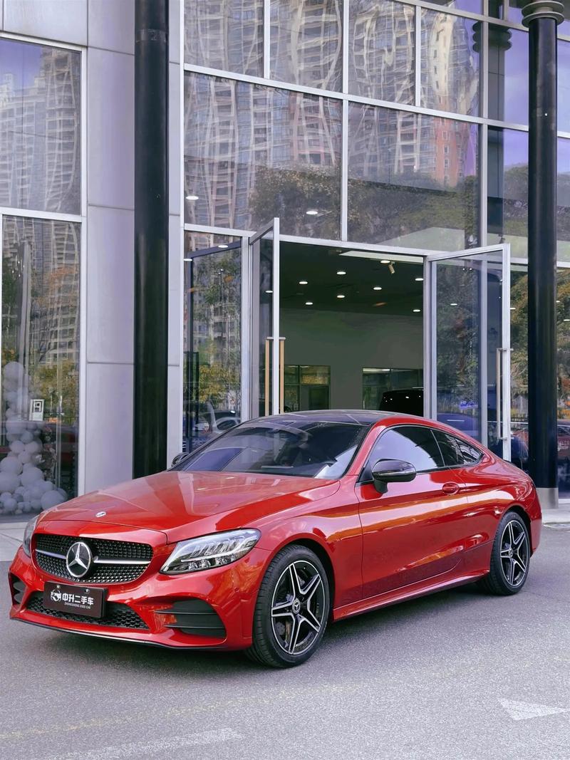 奔驰c260车身多长 2019奔驰c260车长多少