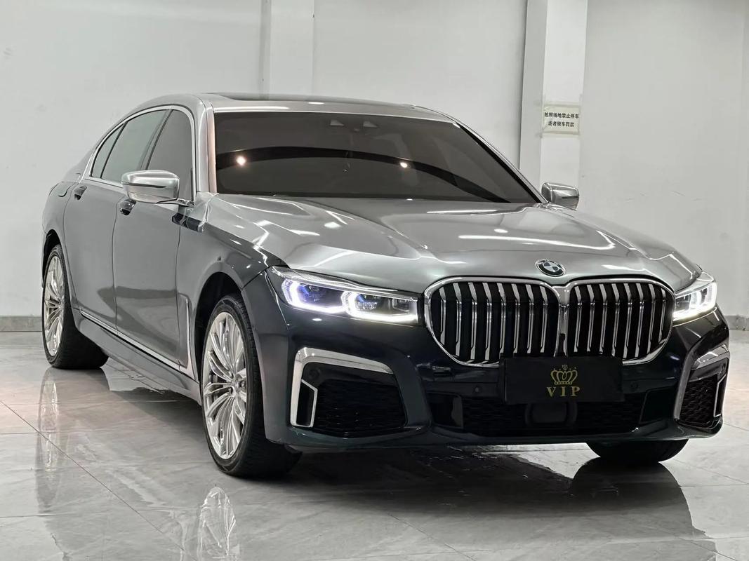 2022款宝马750li报价及图片 宝马750报价及图片 顶配