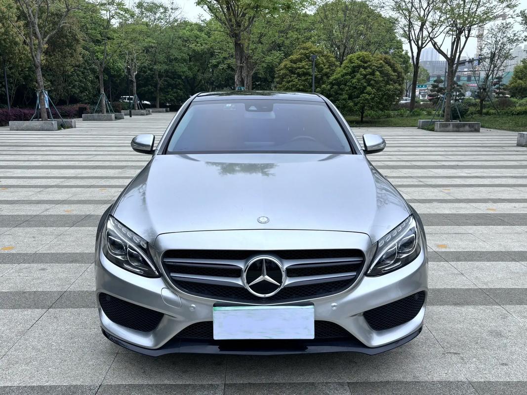 北京奔驰c200十几万/一辆奔驰c200多少钱